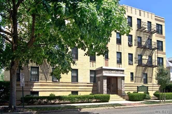 250 Harrison Avenue - Photo 1