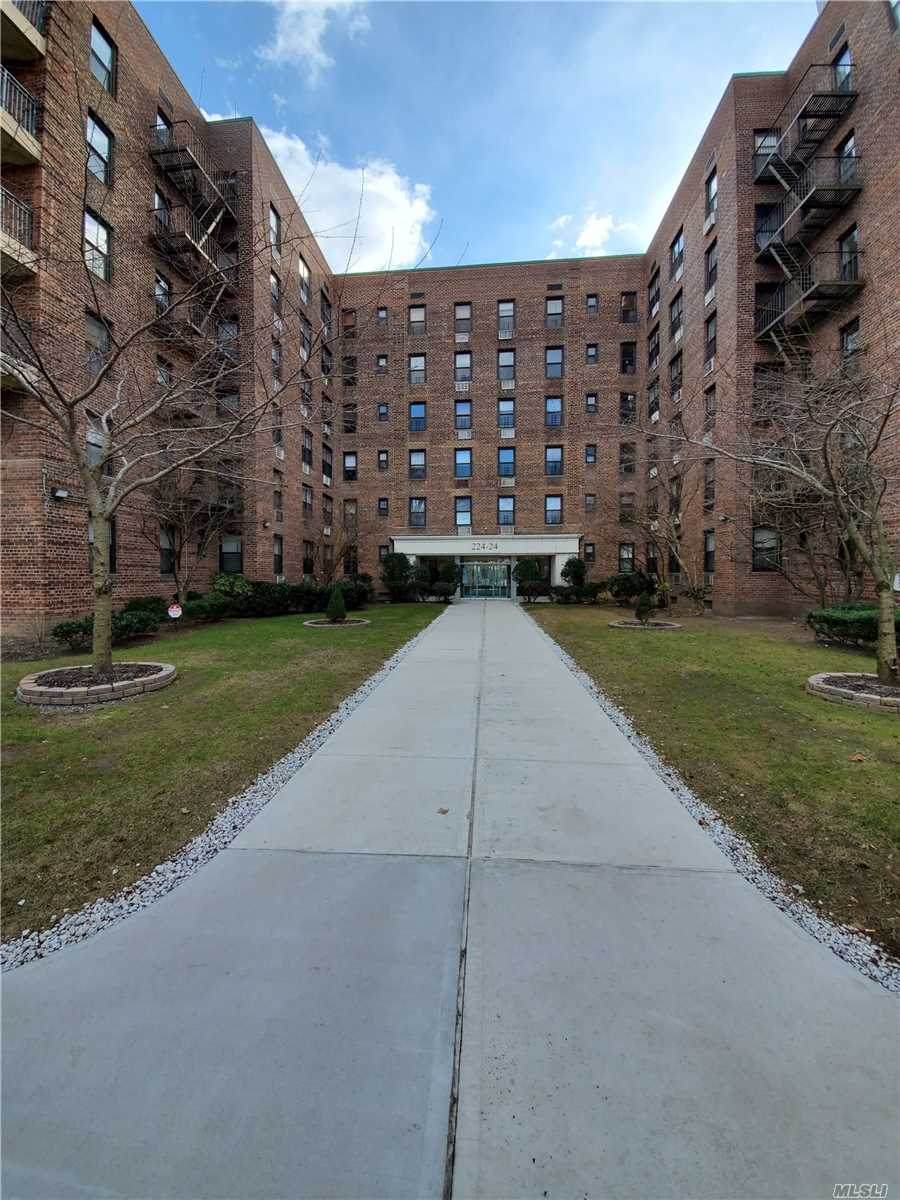 224-24 Union Turnpyke - Photo 1