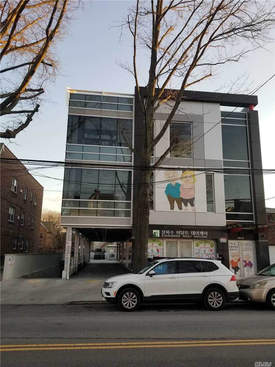150-12 Roosevelt - Photo 1