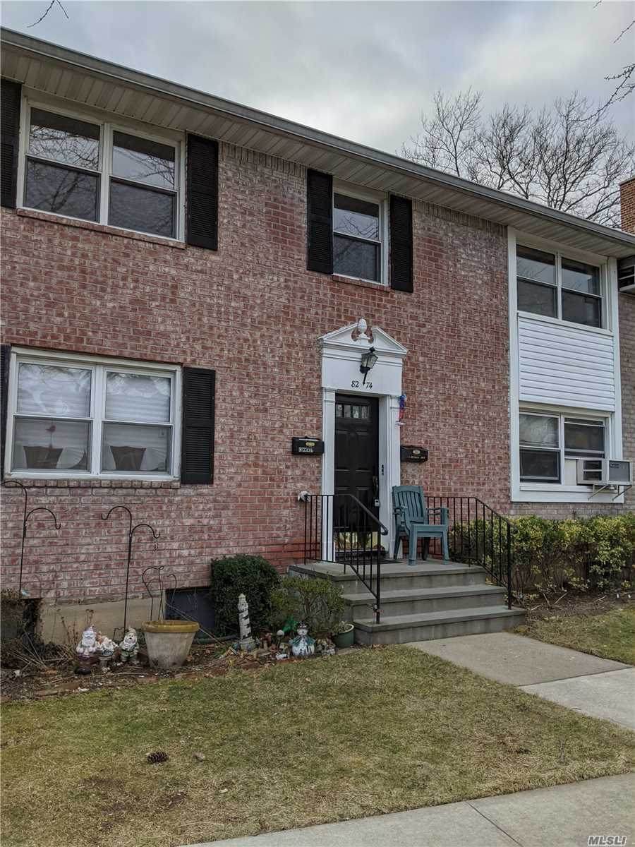 82-74 Langdale St - Photo 1