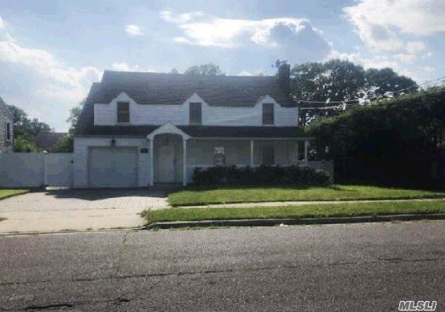 588 Euclid Avenue - Photo 1