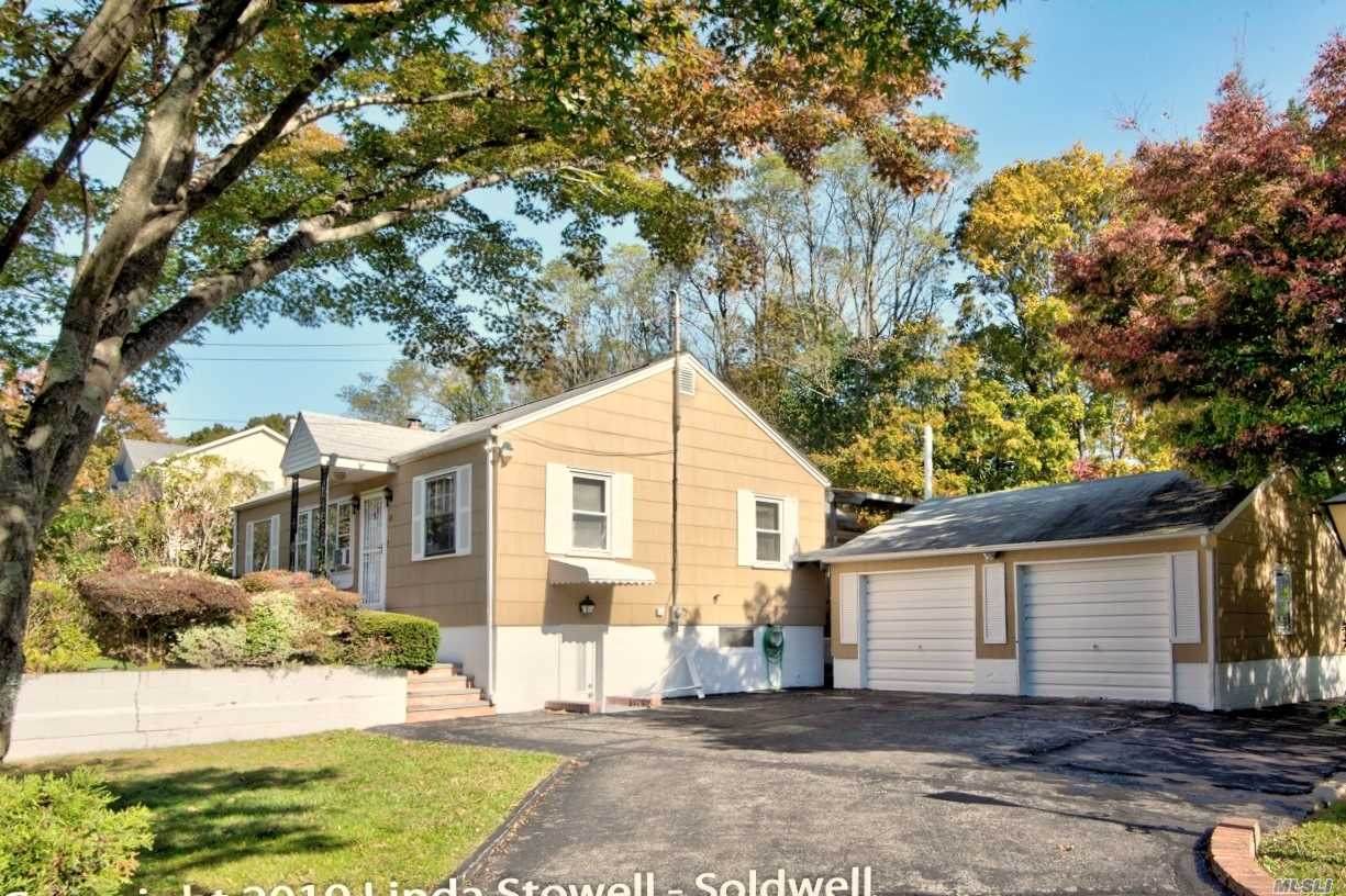 65 Tyler Avenue - Photo 1