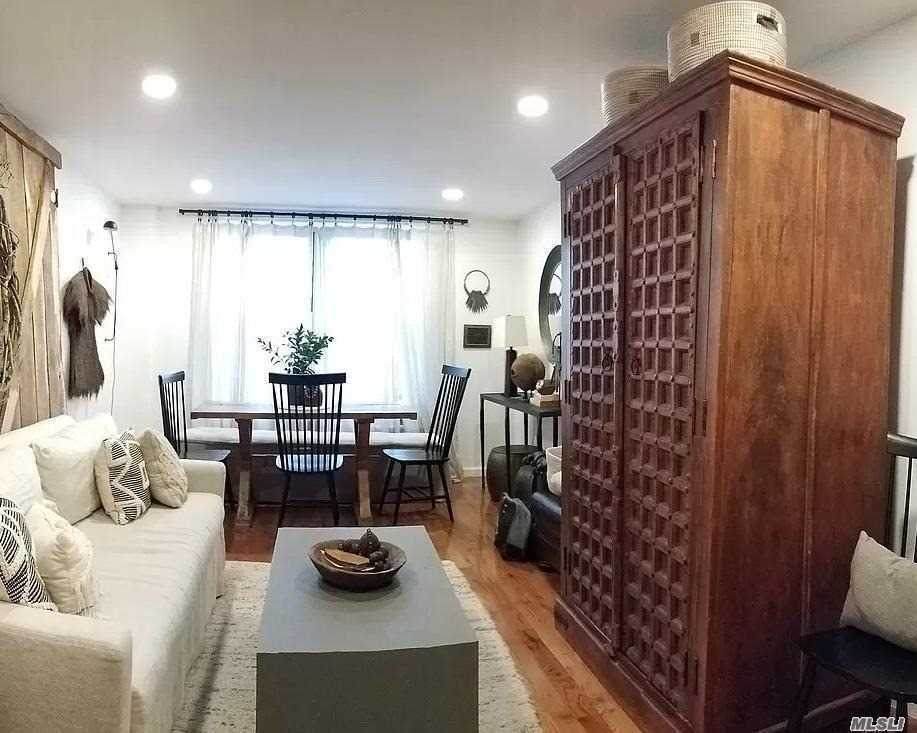 60-11 Broadway - Photo 1