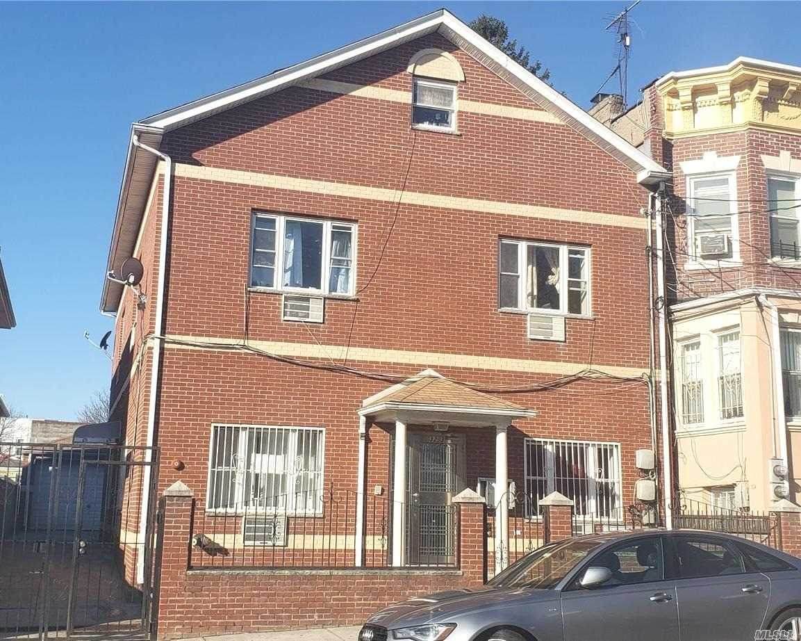 32-30 106th Street - Photo 1