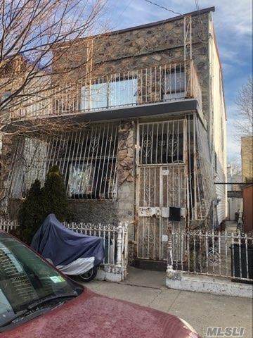 401 Linwood - Photo 1