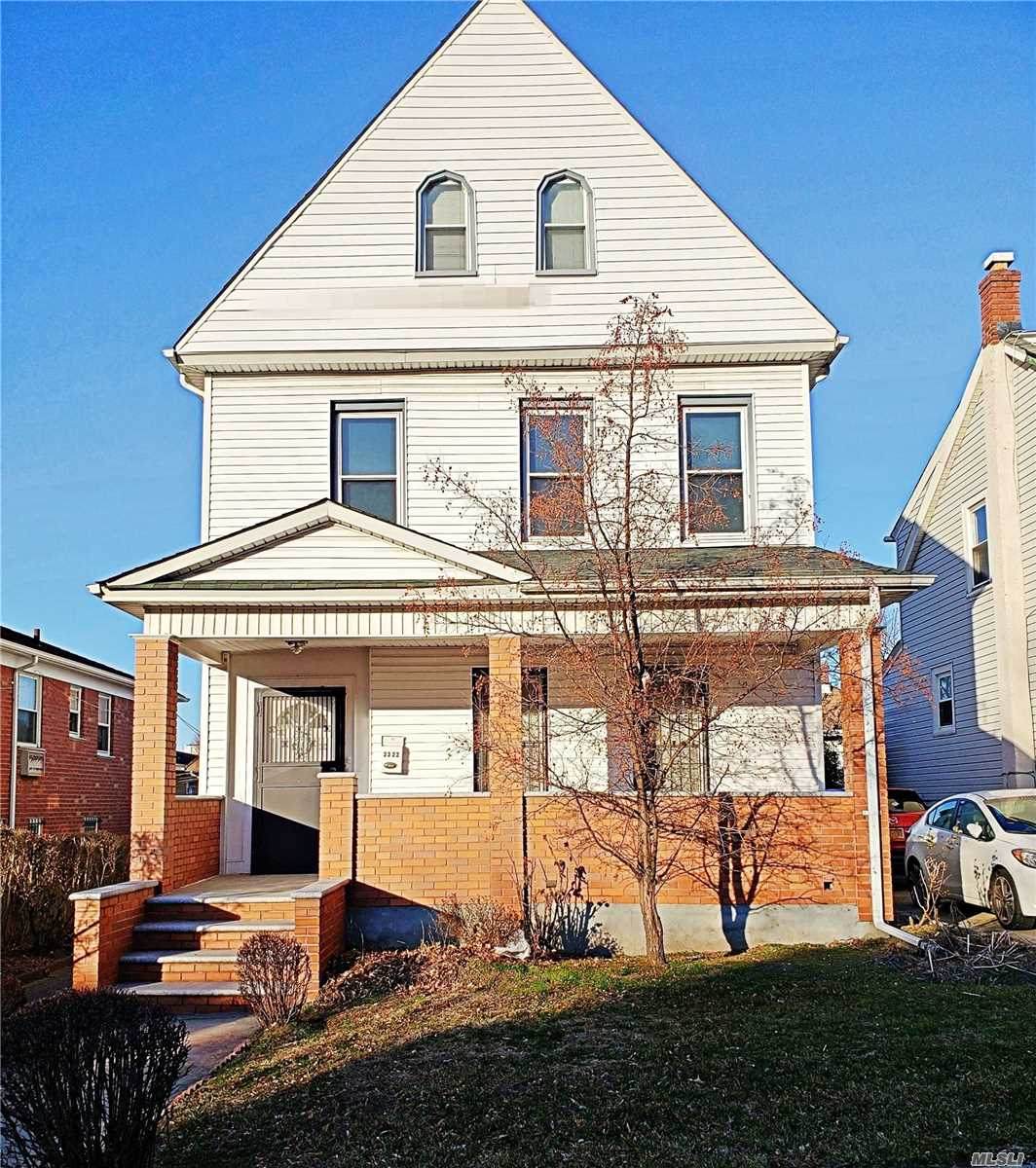 33-22 154th St - Photo 1