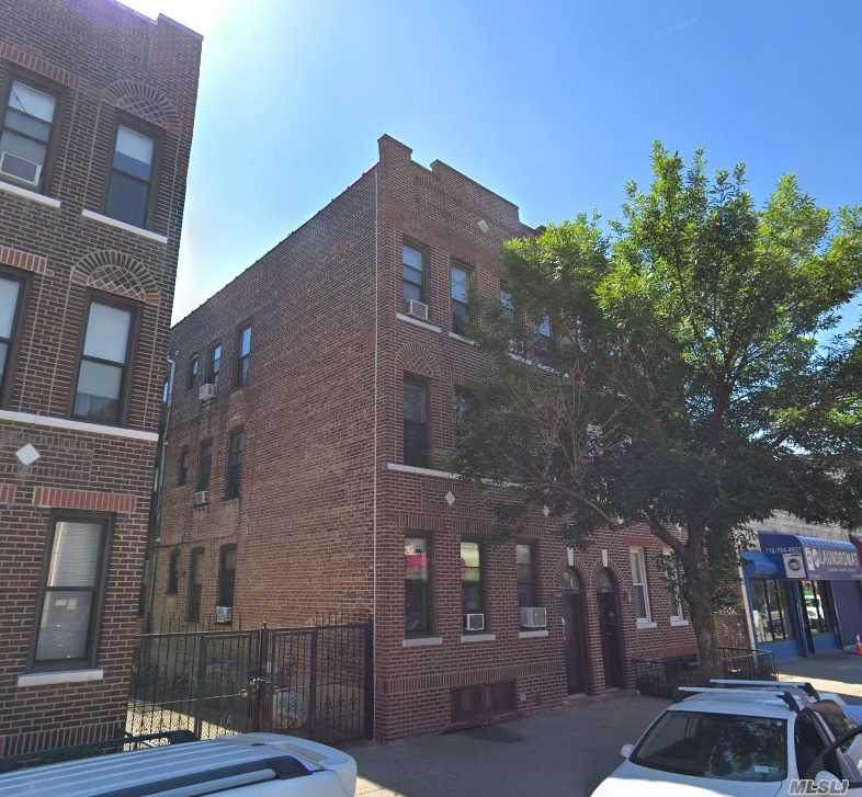 4745 47th - Photo 1