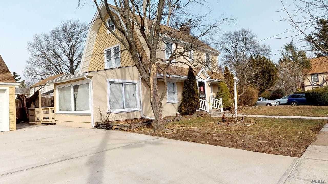 1 Mitchell Court - Photo 1