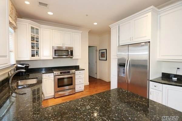 577 Pacing Way - Photo 1