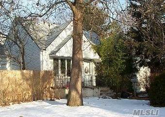 1663 Powers Avenue - Photo 1
