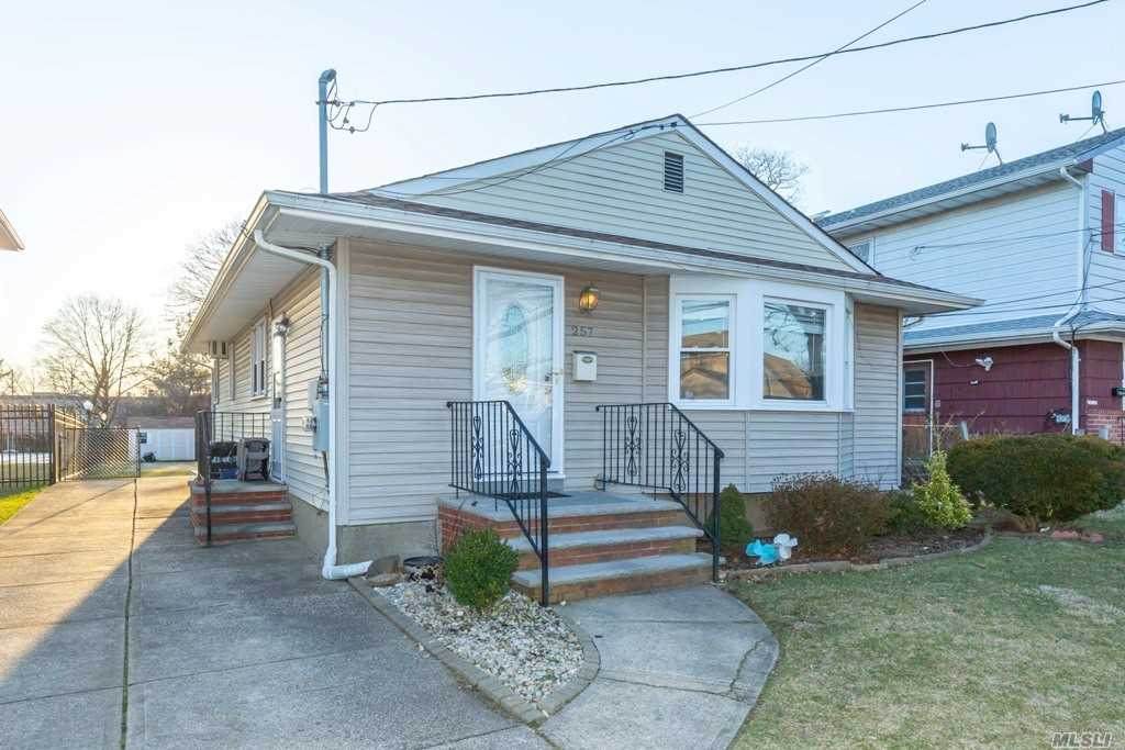 257 Marcus Avenue - Photo 1