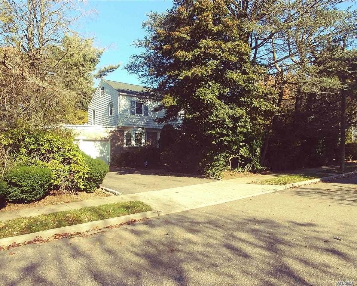 10 Milburn Ct - Photo 1