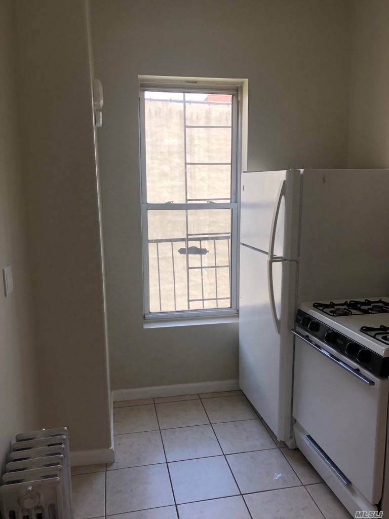 255 Linden Boulevard - Photo 1