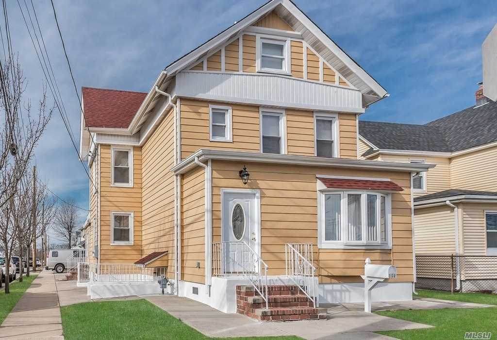 151 Bennett Avenue - Photo 1