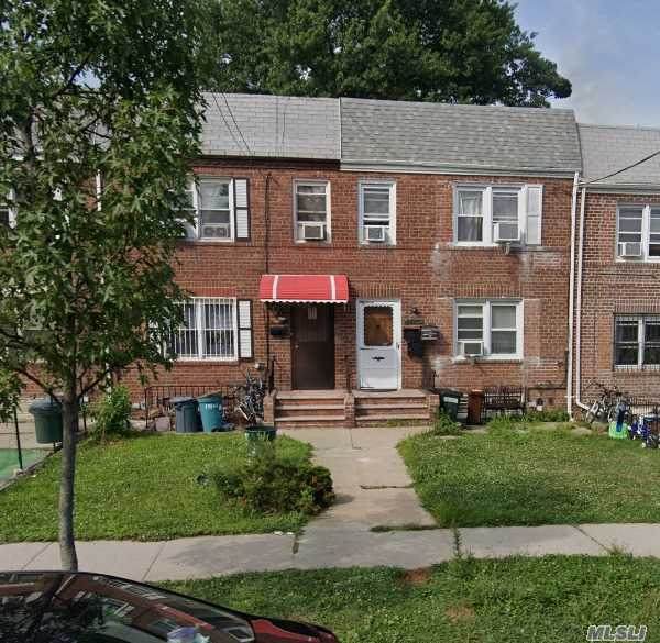 148-11 Booth Memorial Avenue - Photo 1