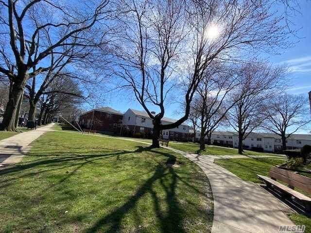68-50 Springfield Boulevard - Photo 1