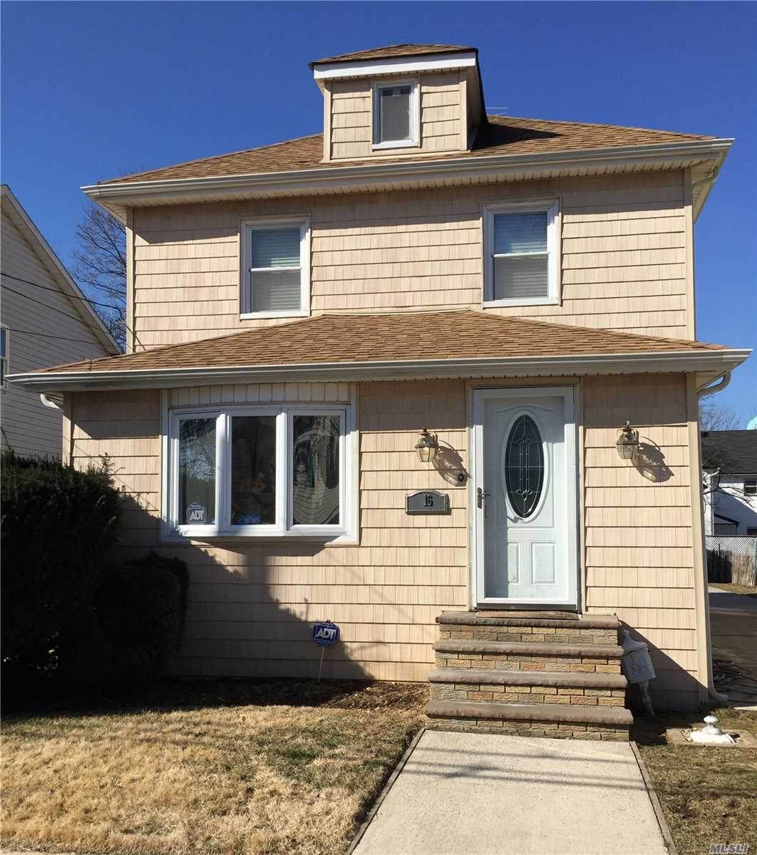 16 Monroe Place - Photo 1