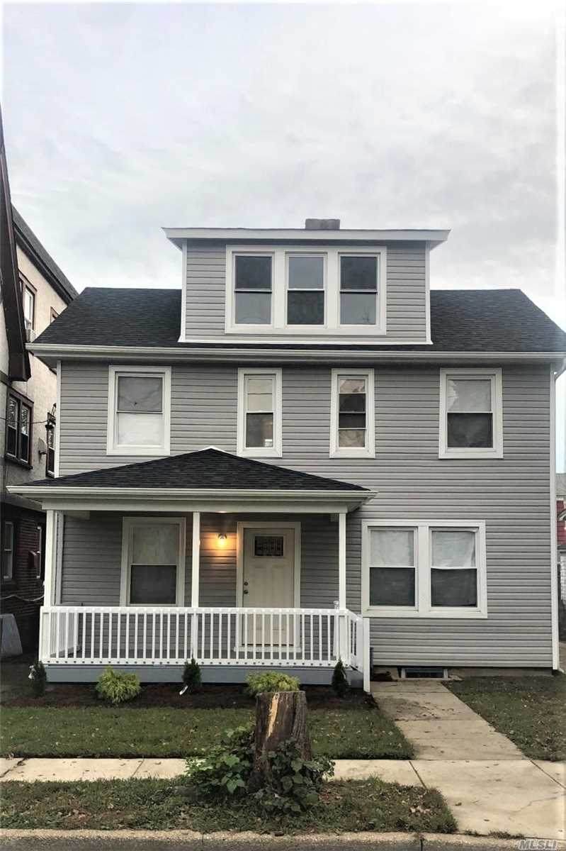 28 Moore Avenue - Photo 1