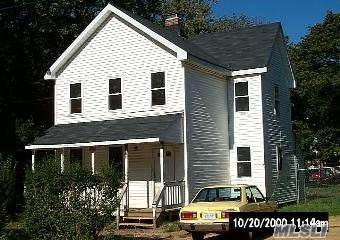 109 Grove Street - Photo 1