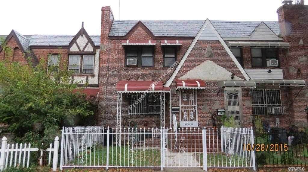 90-25 Francis Lewis Boulevard - Photo 1