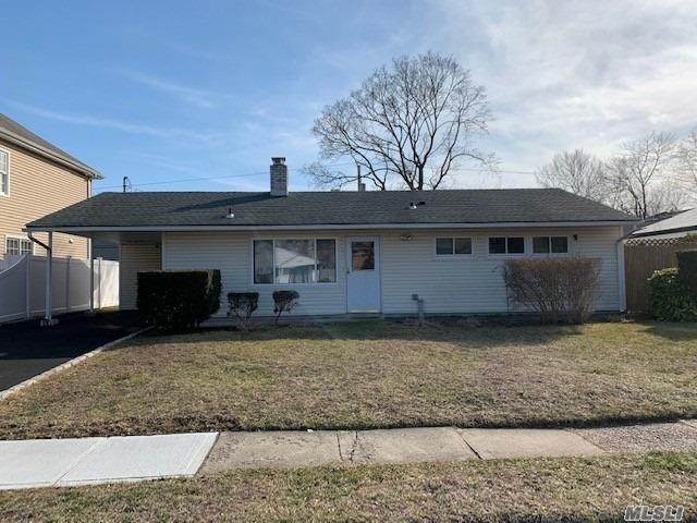 134 Southwood Circle - Photo 1