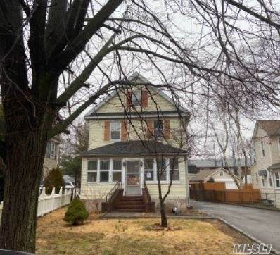 110 Oak Street - Photo 1