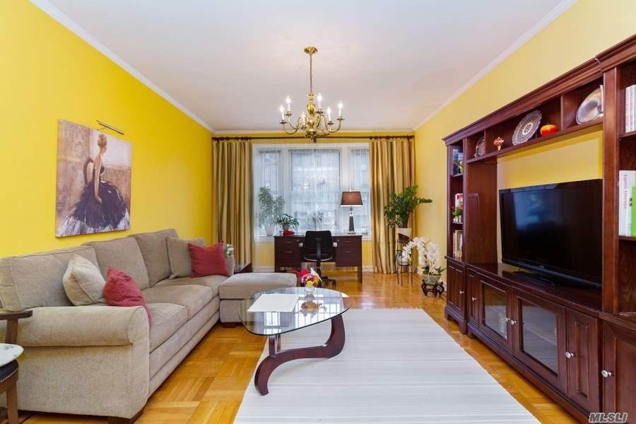 124-16 84 Road - Photo 1