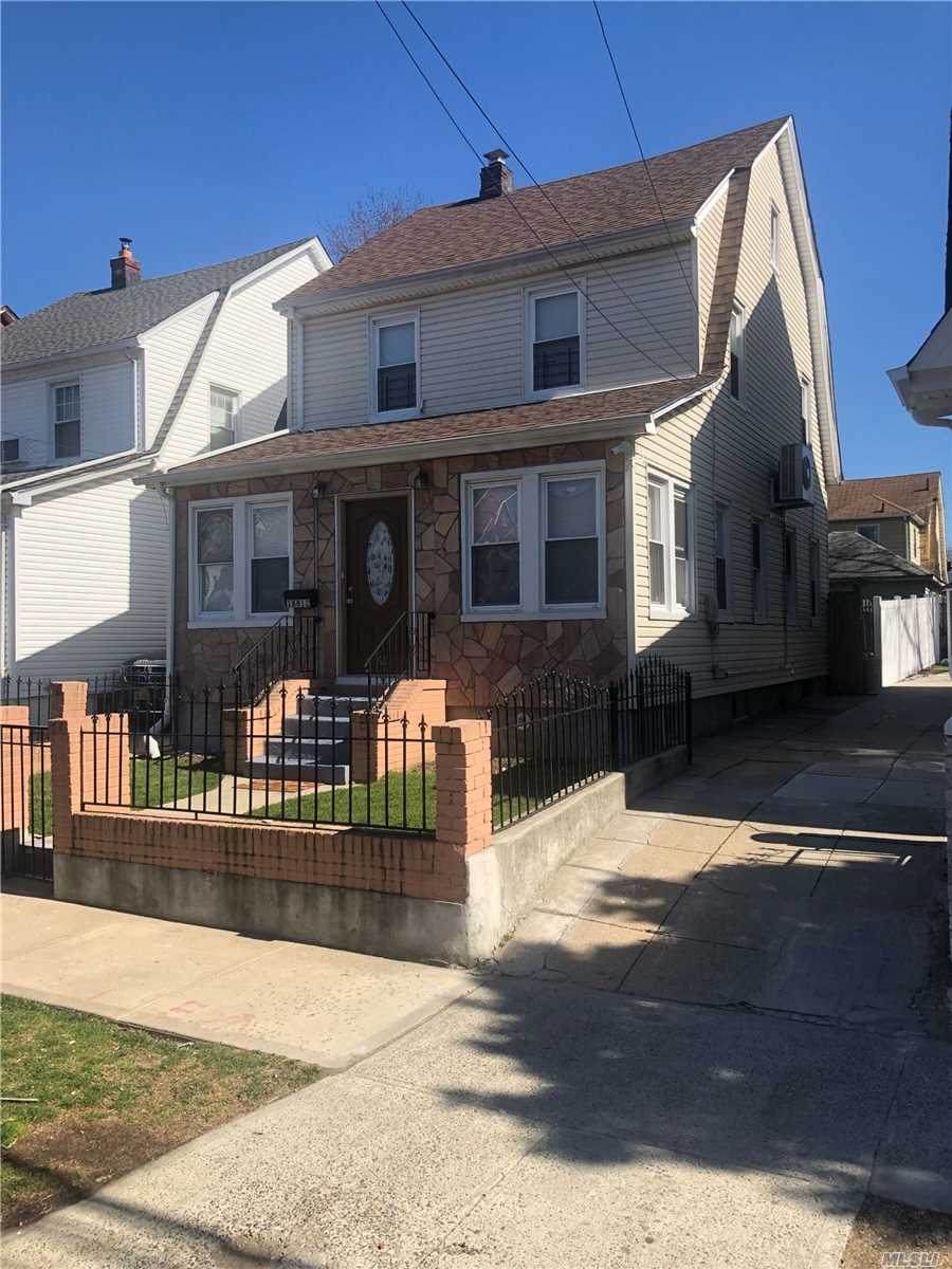 188-12 Mangin Avenue - Photo 1