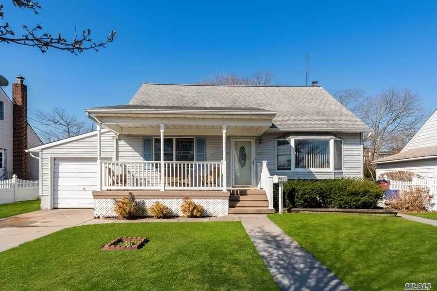 1963 Central Drive N. - Photo 1