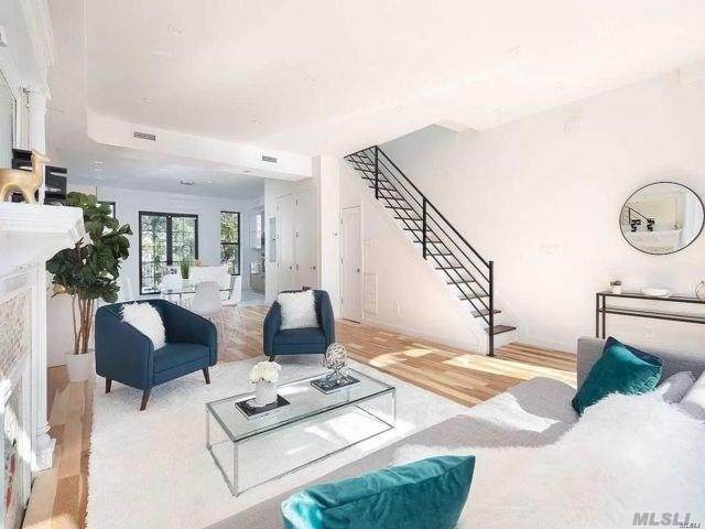 721 Monroe - Photo 1