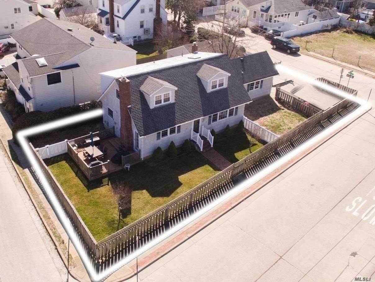 89 Bayside Drive - Photo 1
