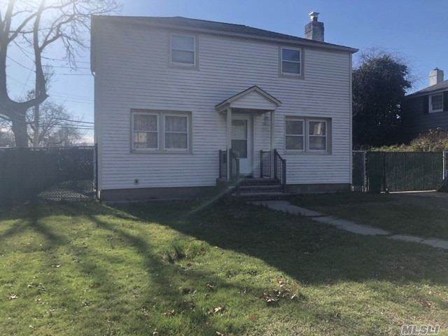 251 Merrick Ave - Photo 1