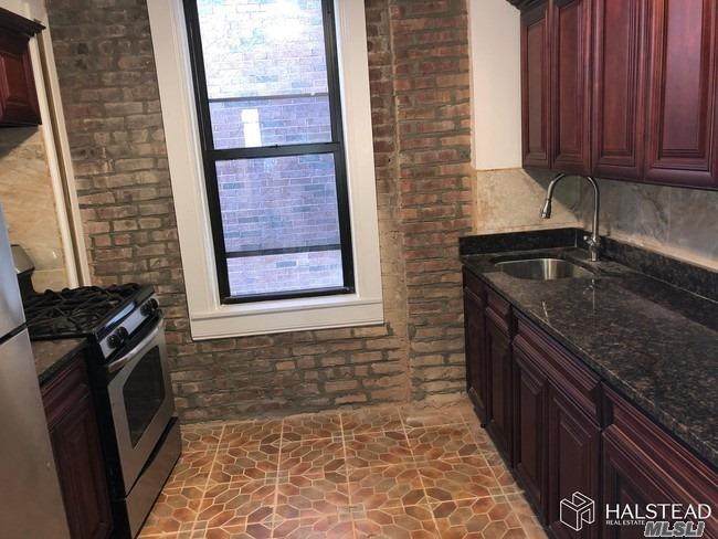 545 Brooklyn Avenue - Photo 1