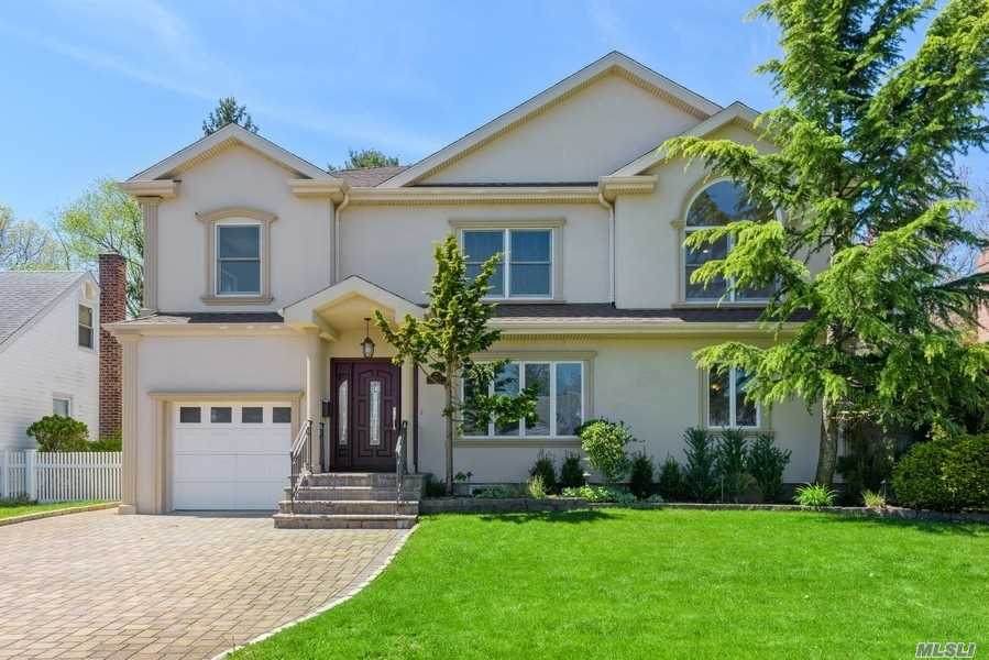 1063 Shelburne Drive - Photo 1