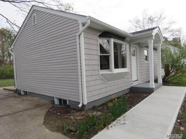 1517 Thompson Drive - Photo 1