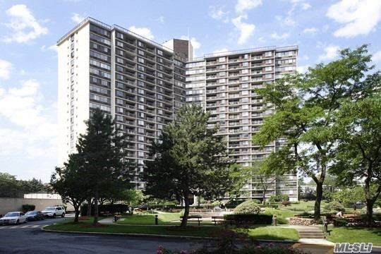 2 Bay Club Drive - Photo 1