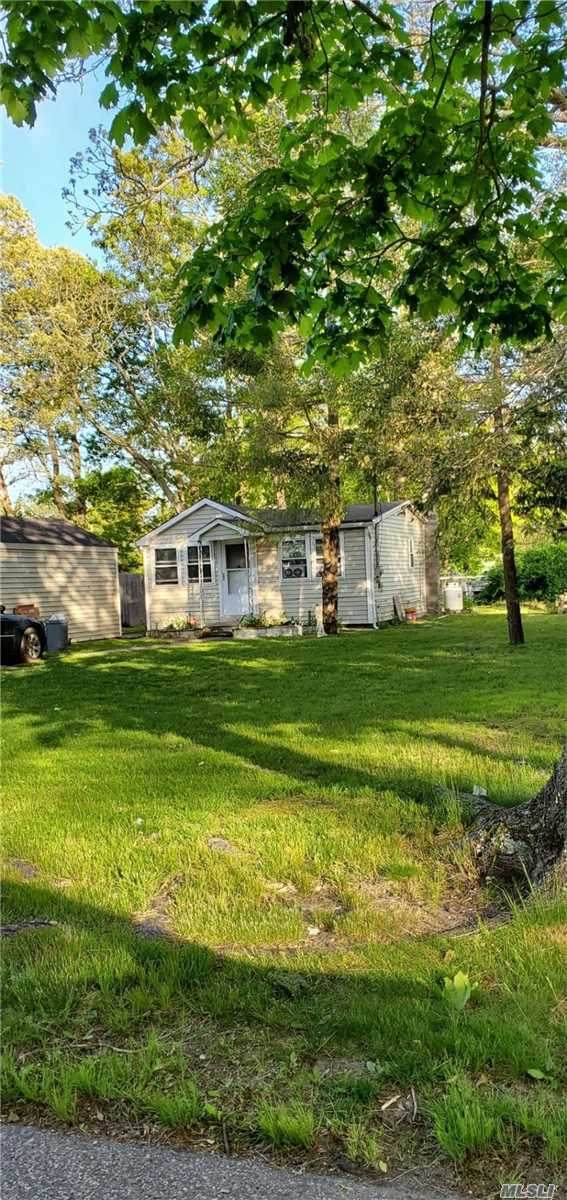 204 Commack Road - Photo 1