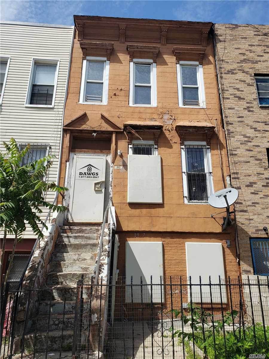 1907 Pacific Street - Photo 1