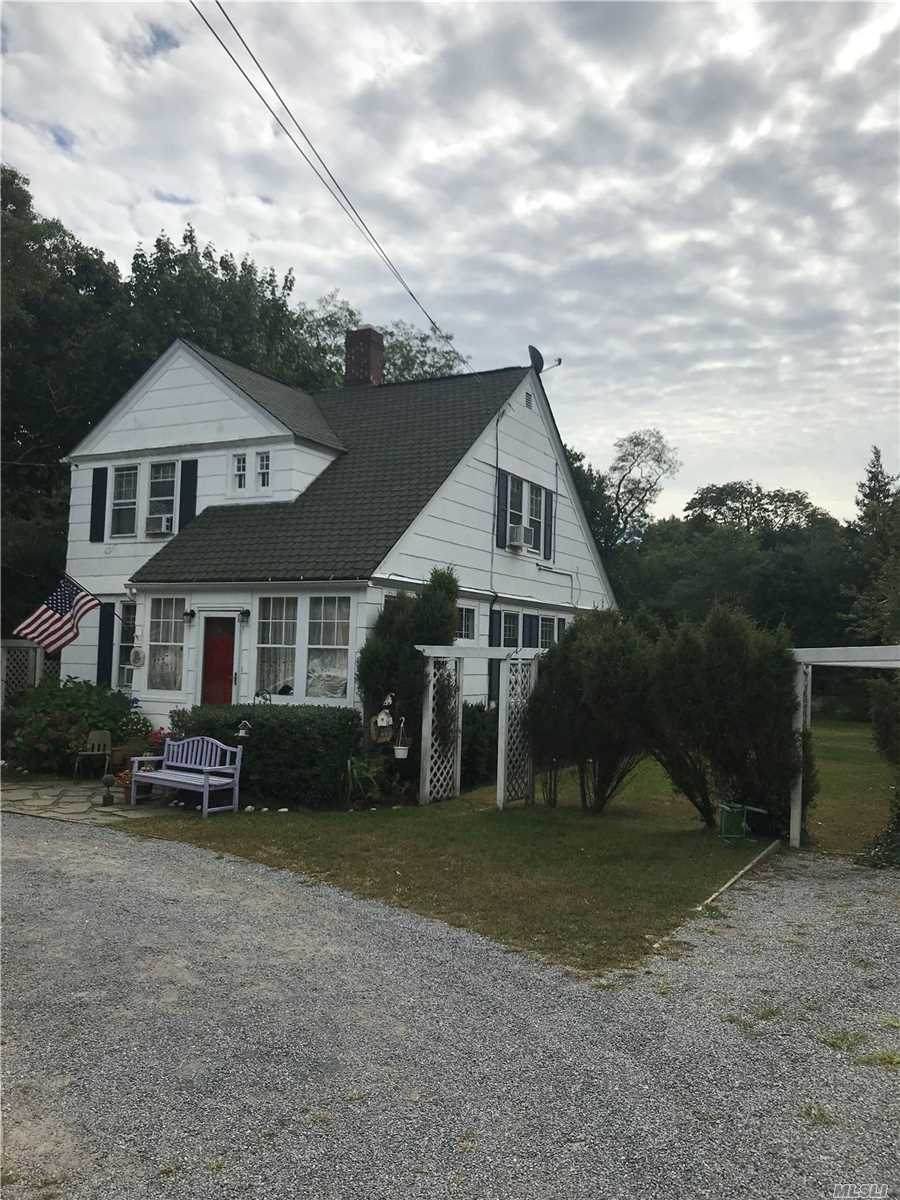 98 Montauk Highway - Photo 1