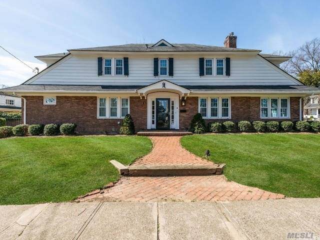2 Washington Place - Photo 1