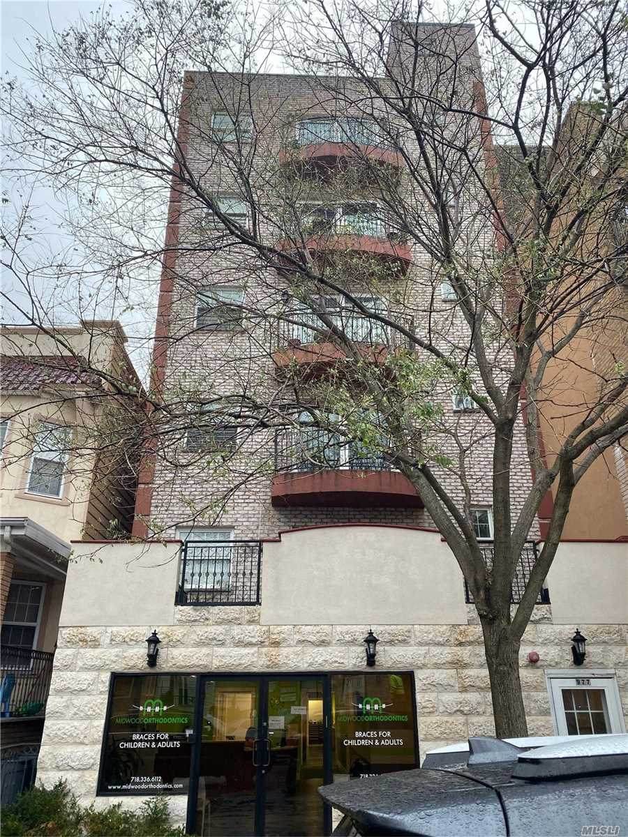 977 12th Street - Photo 1