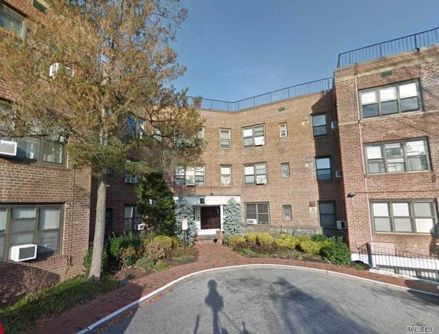 3 Town House Place - Photo 1