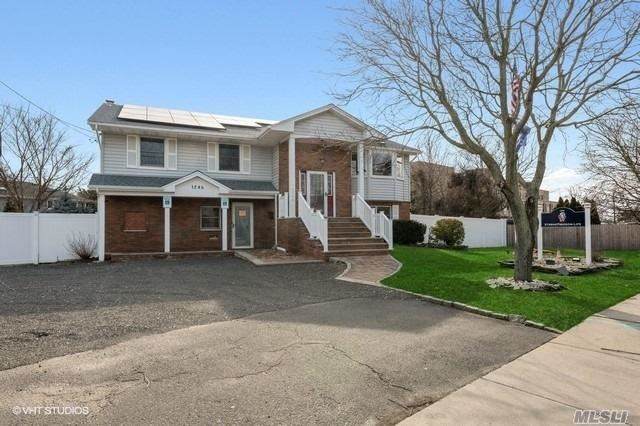 1246 Montauk Highway - Photo 1