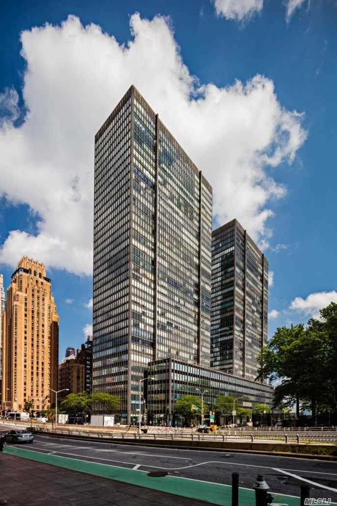866 United Nation Plaza - Photo 1