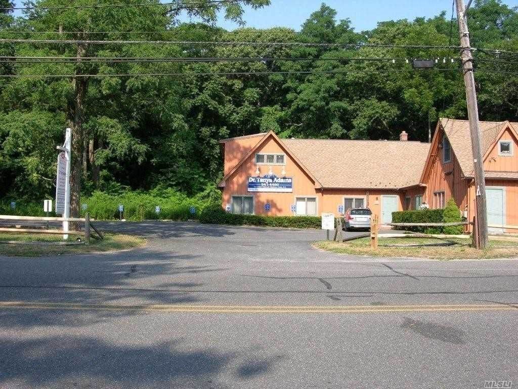 100 North Country Ro - Photo 1