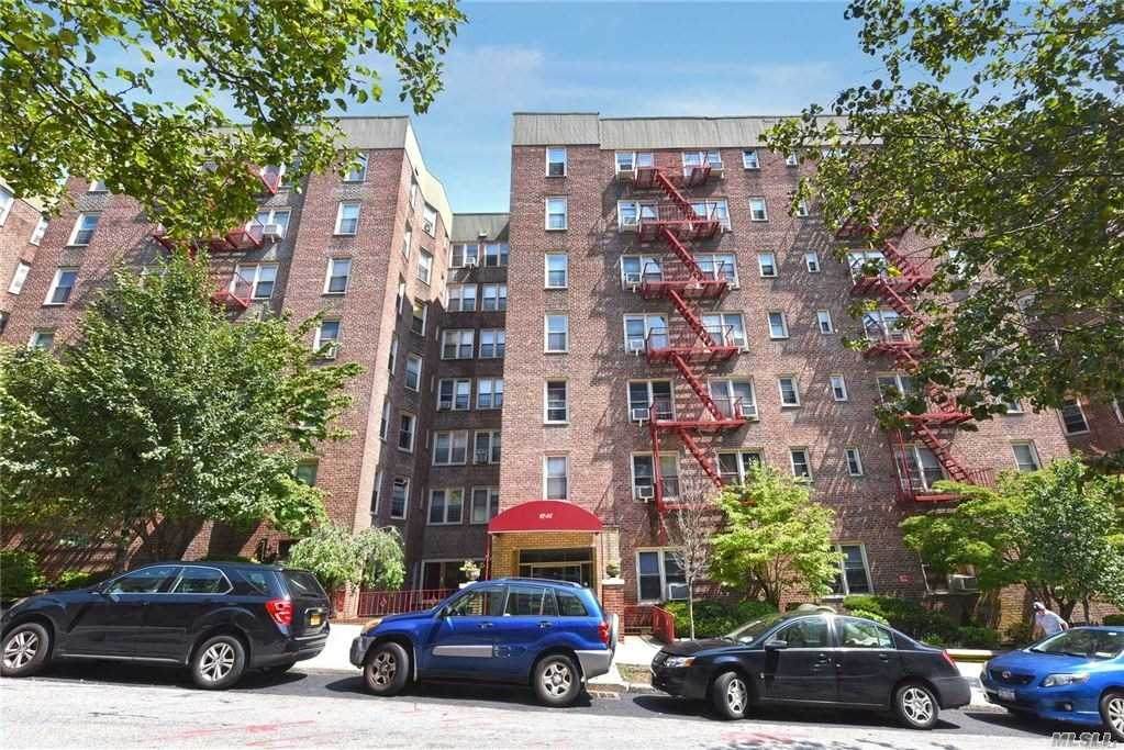 67-25 Clyde Street - Photo 1