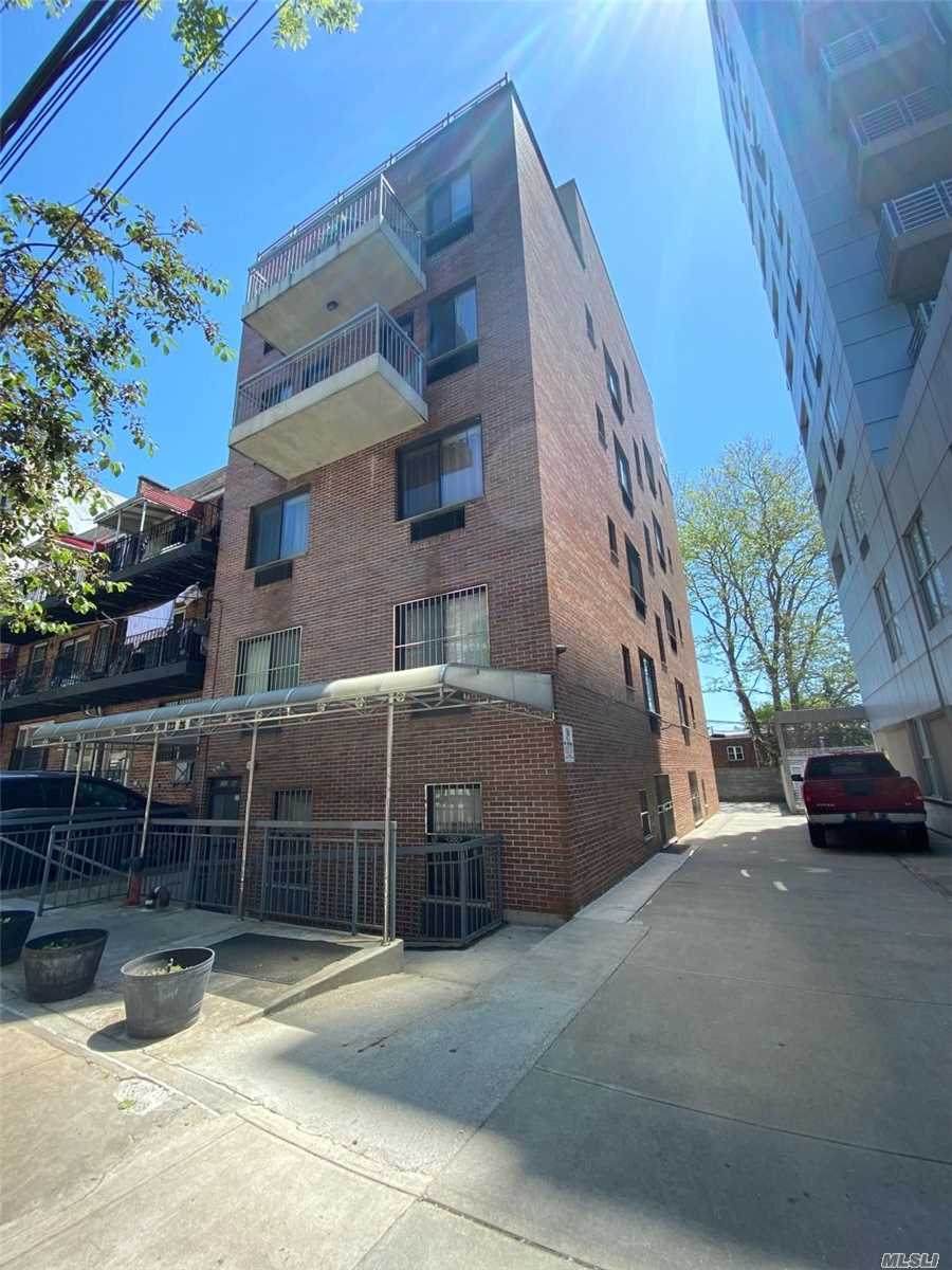 133-26 Avery Avenue - Photo 1