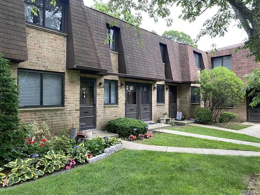 111 Newbrook Lane - Photo 1