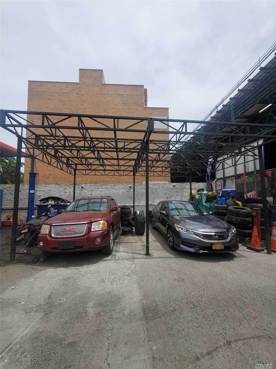 112-13 Roosevelt Avenue - Photo 1