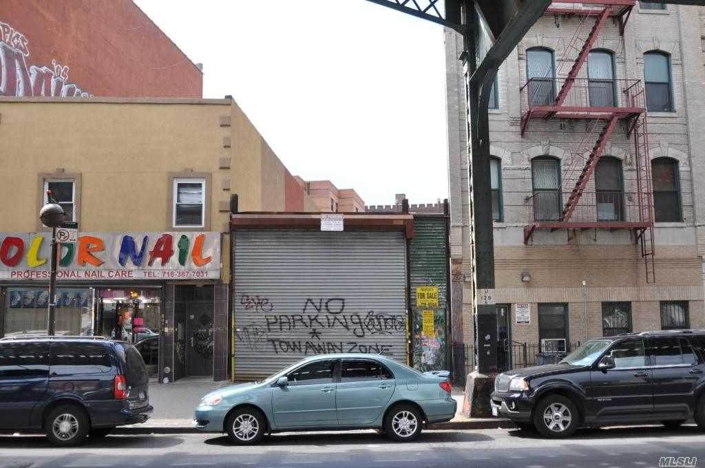 672 Broadway - Photo 1